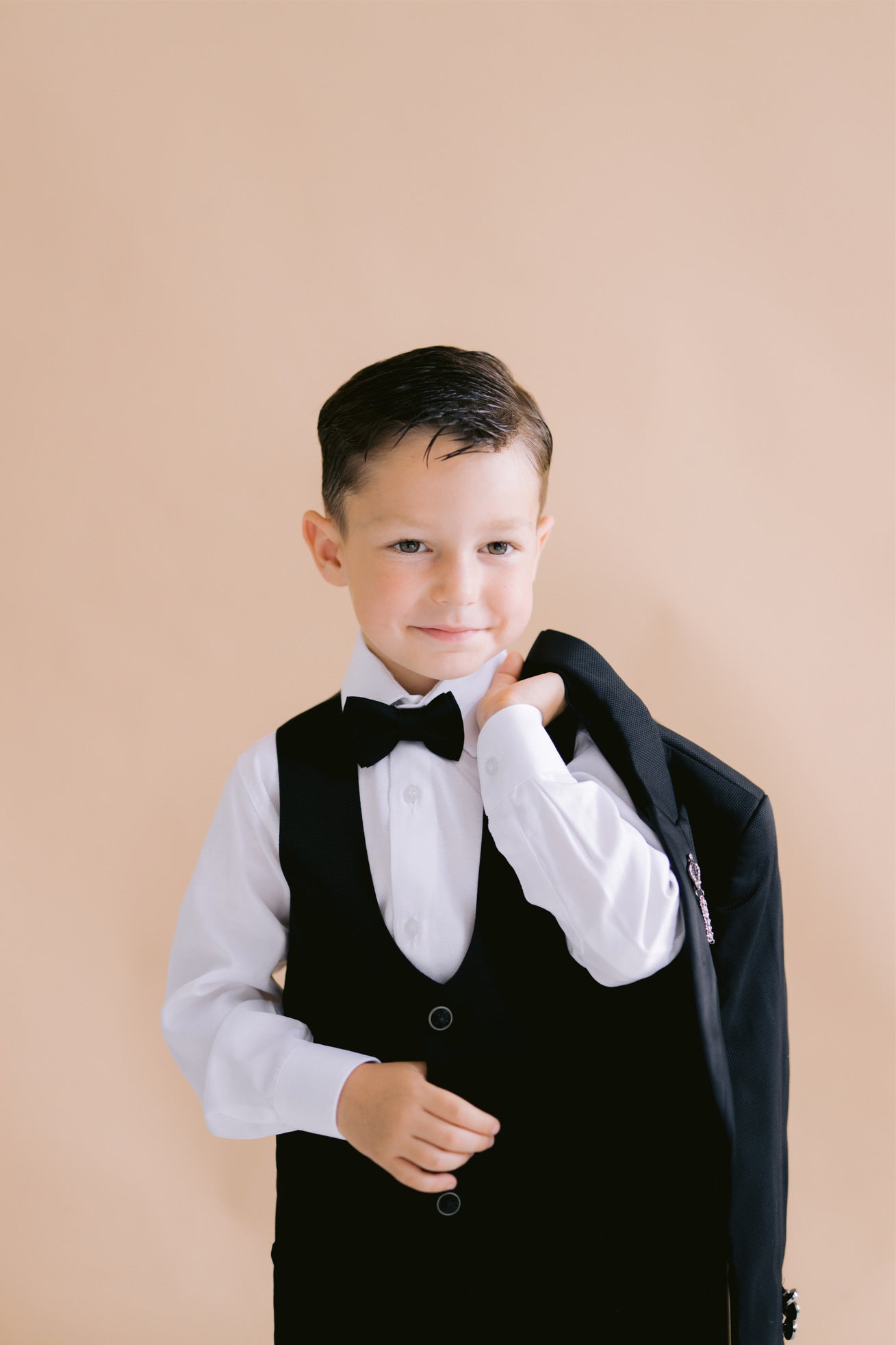 Costume 5 pièces noir pour garçon