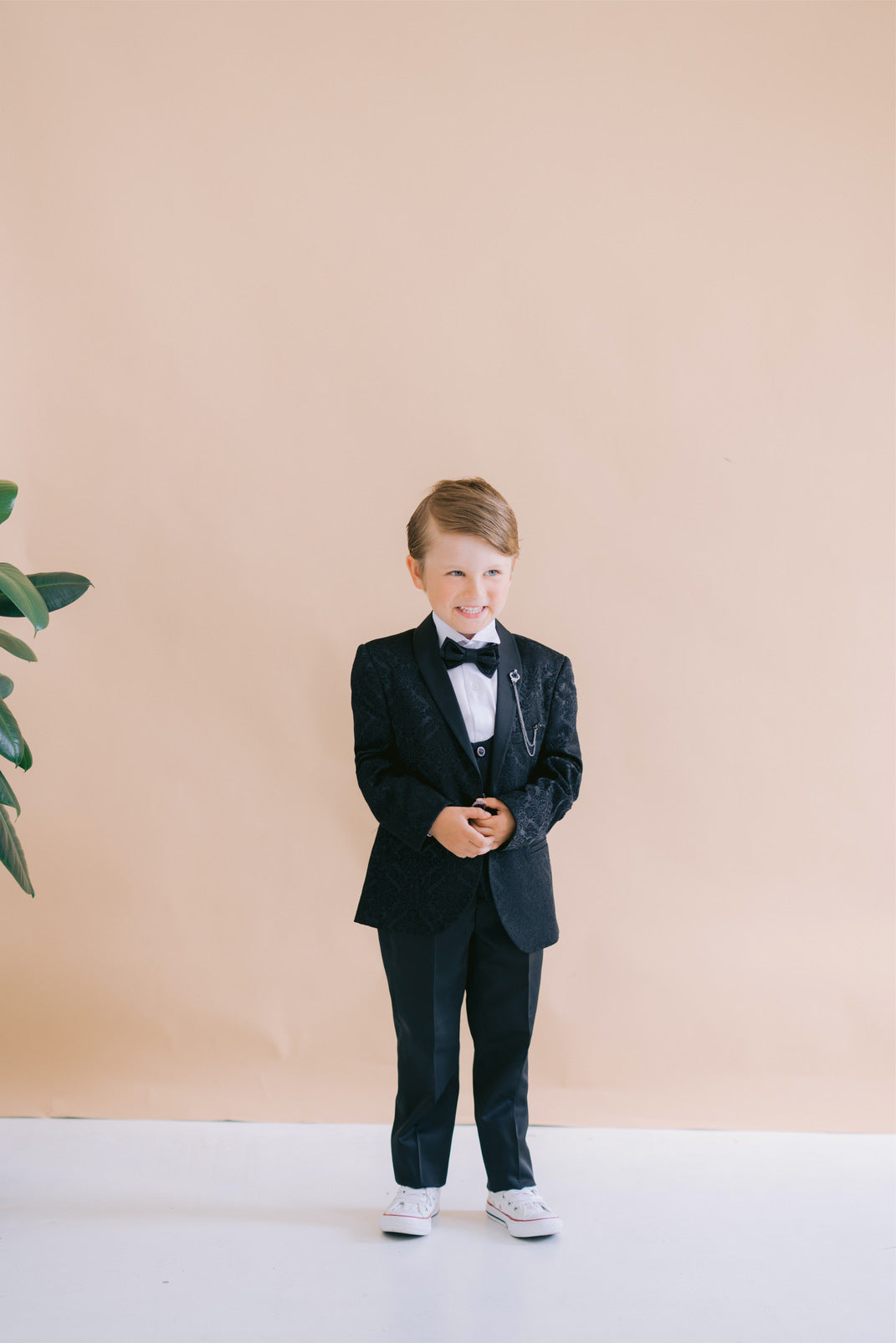 Boys Black 5 Piece Suit