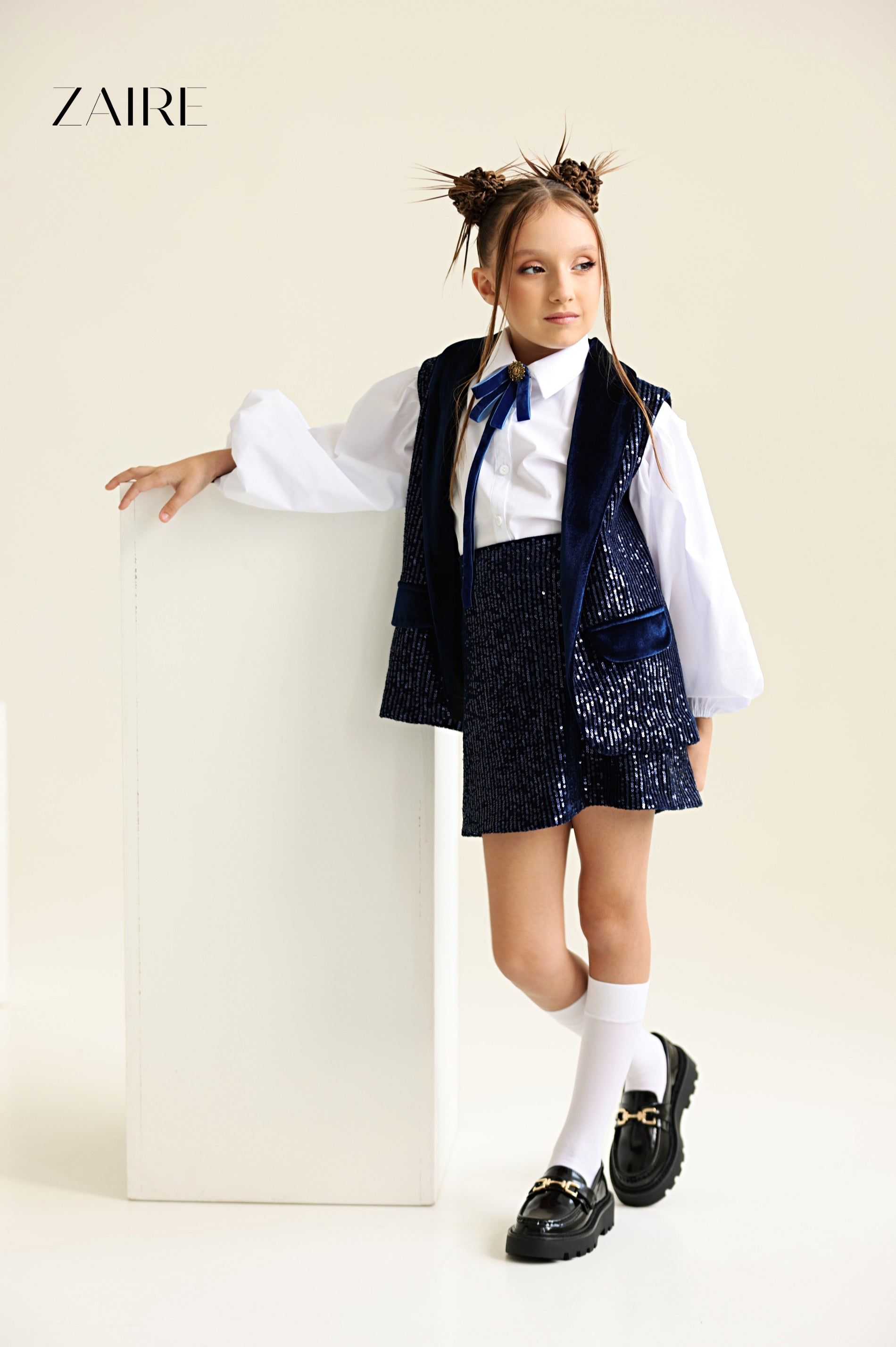 Monalissa Elegant Navy Blue Sequin Set for Girls – Sequin Vest and Skirt with Velvet Details