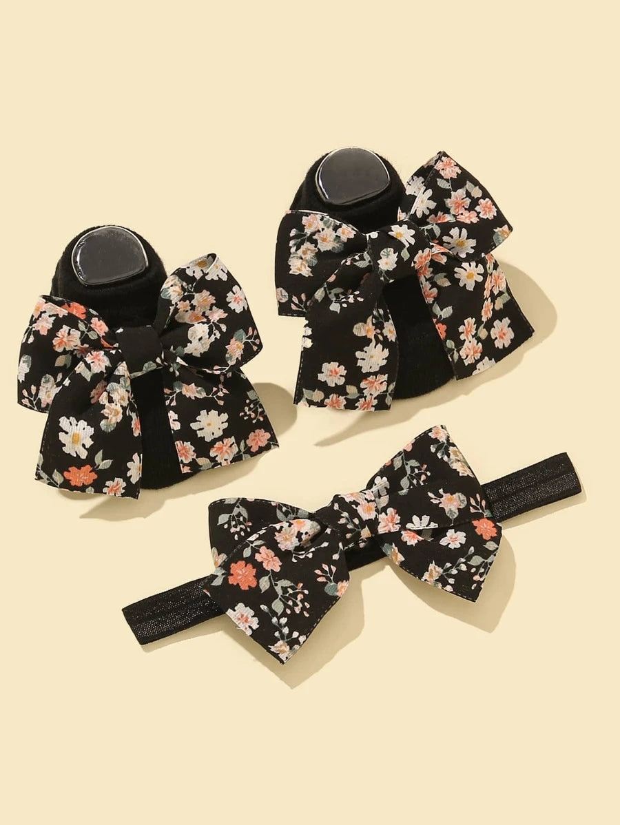 Adorable Baby Set: Socks and Bow Headband