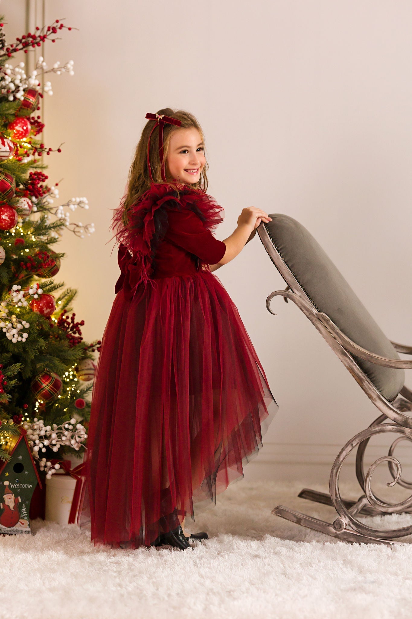 Charming Dress: Red Velvet with Feathers and Train