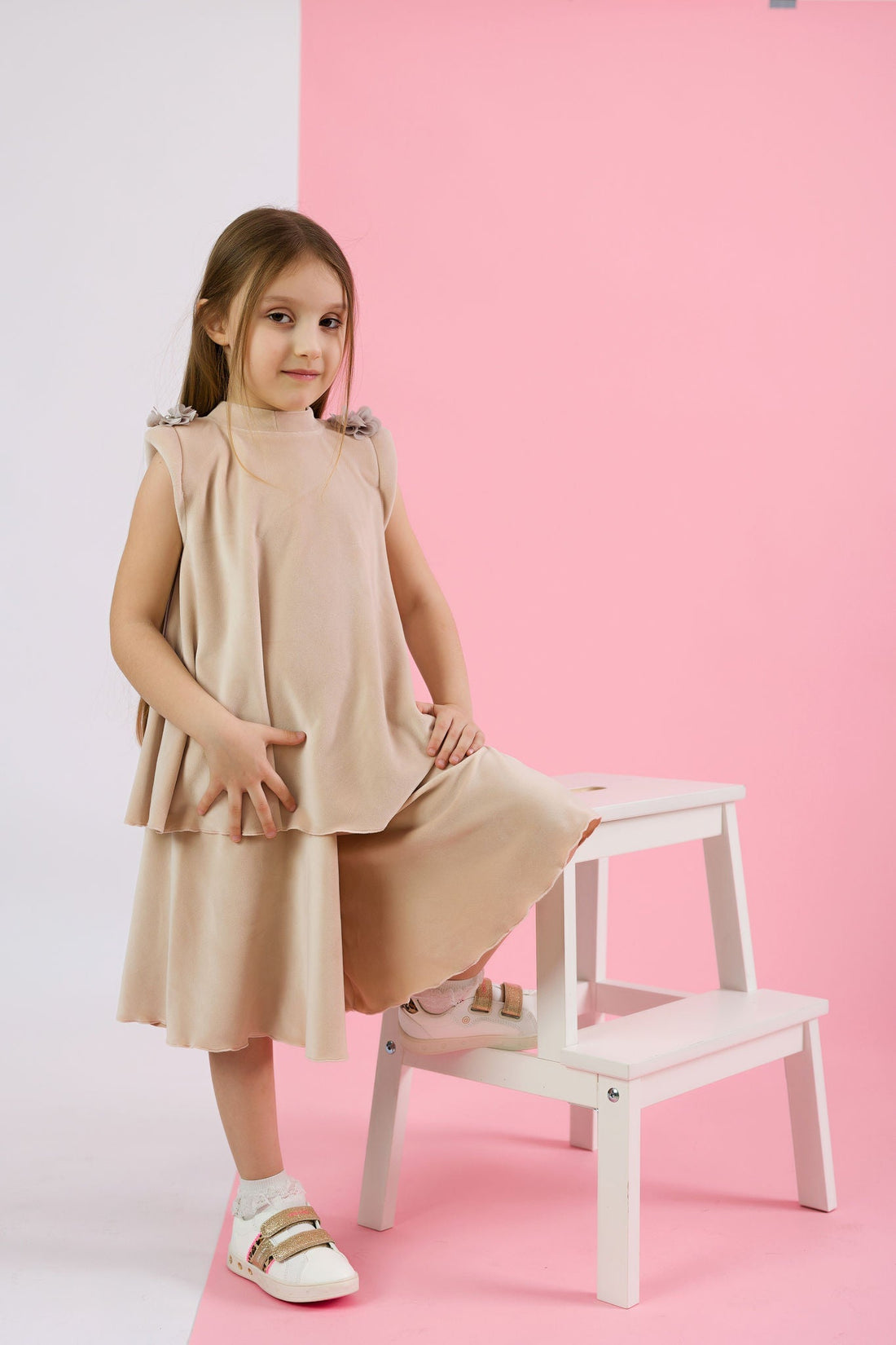 2 Piece Velvet Shoulder Pad Blouse and Flared Bermuda Shorts