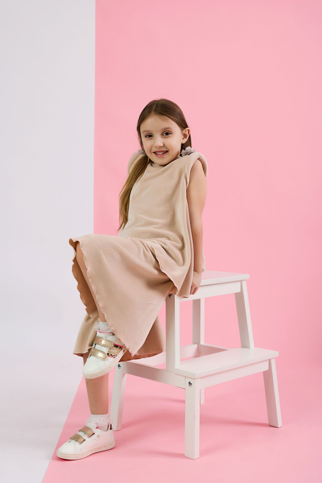 Velvet Shoulder Pad Blouse and Flared Bermuda Short