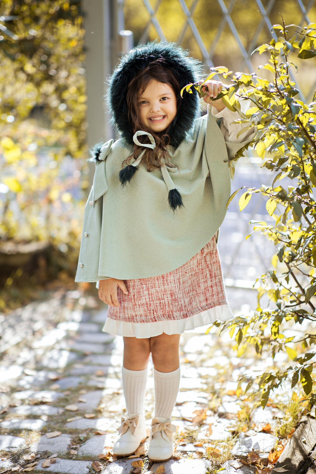 Pistachio Green Cape for Girls: Faux Fur