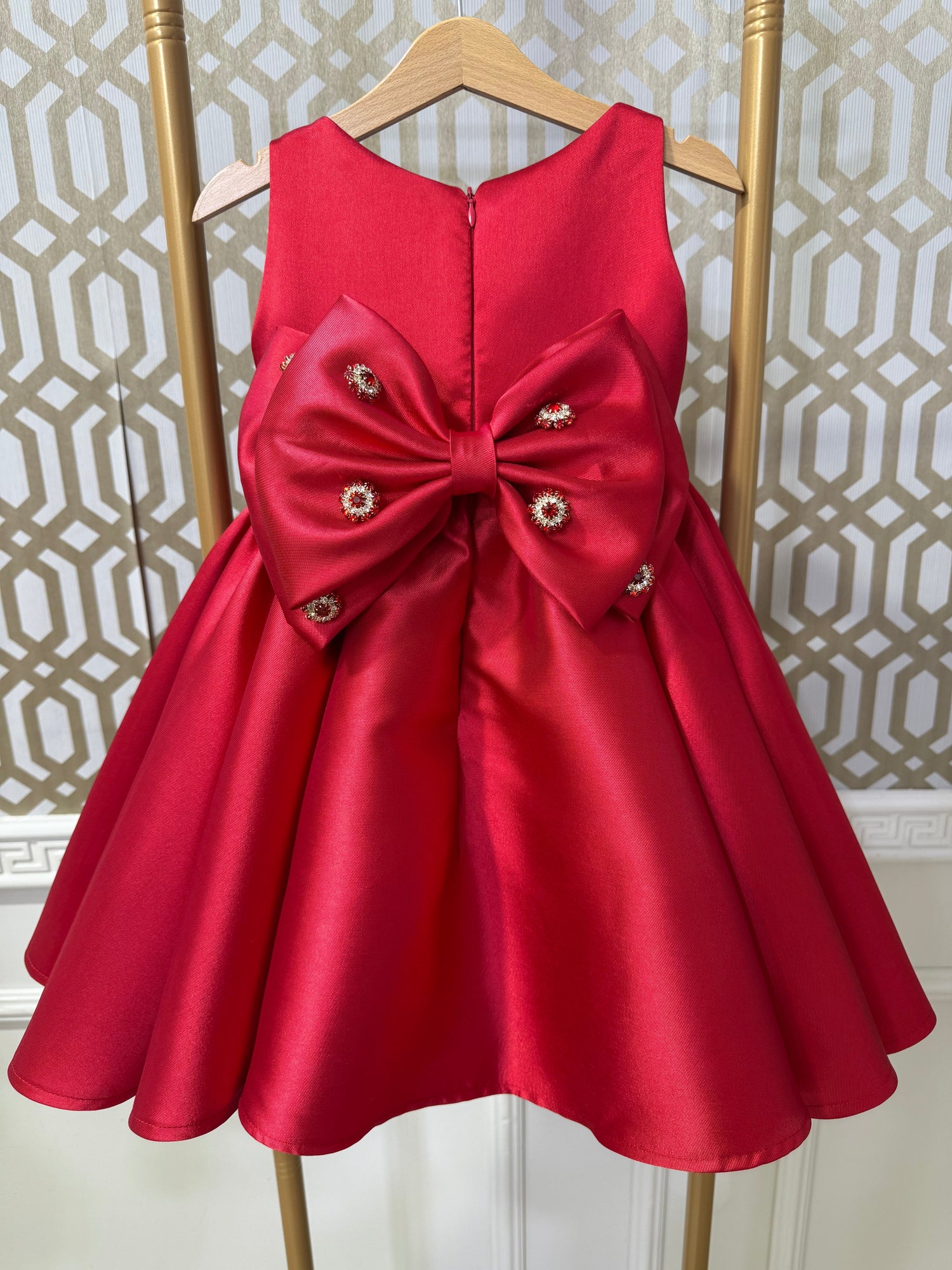 Zenayda Elegant Crimson Gown – Premium Mikado Taffeta with Detachable Bow &amp; Crystal-Encrusted Metallic Buttons