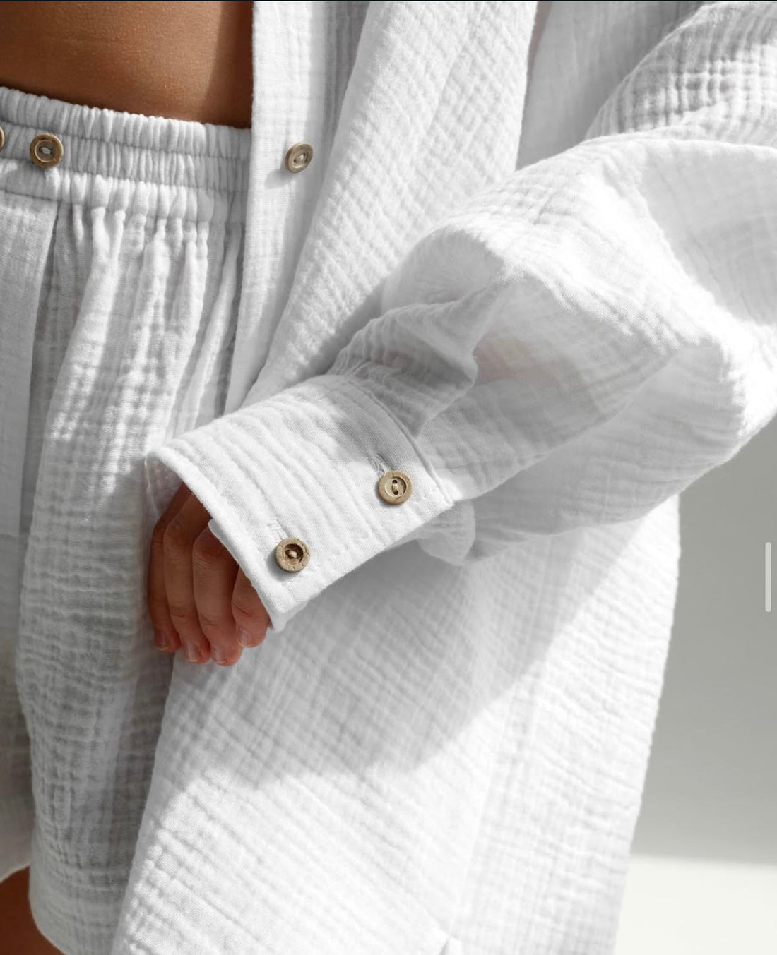 Defne White Muslin Casual Set for Girls – Oversize Shirt and Shorts