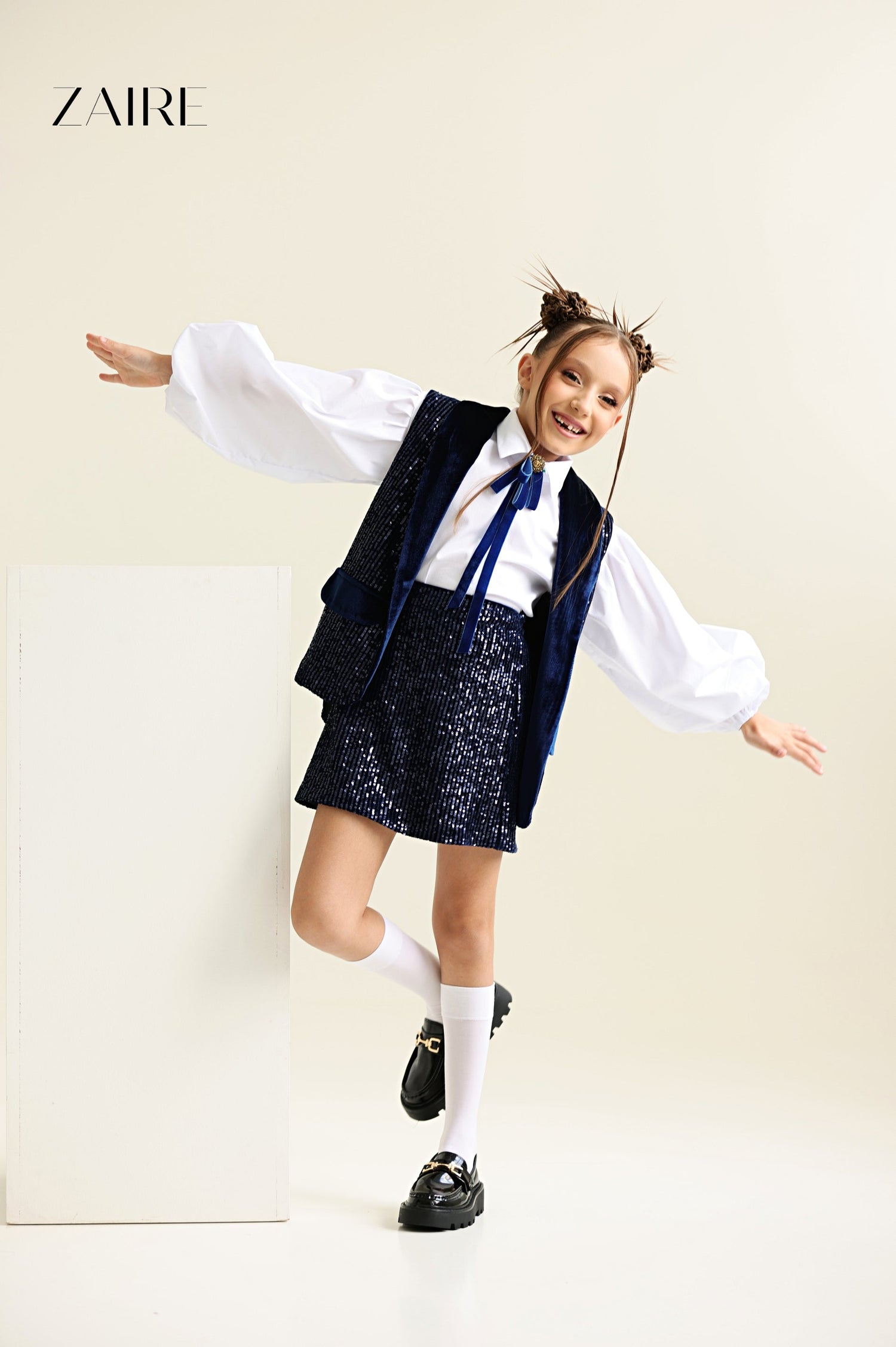 Monalissa Elegant Navy Blue Sequin Set for Girls – Sequin Vest and Skirt with Velvet Details