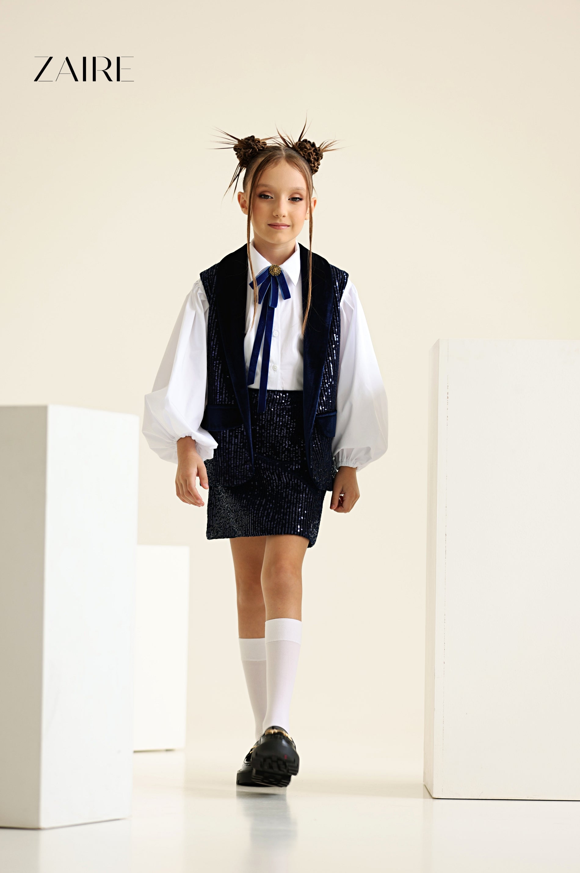 Monalissa Elegant Navy Blue Sequin Set for Girls – Sequin Vest and Skirt with Velvet Details