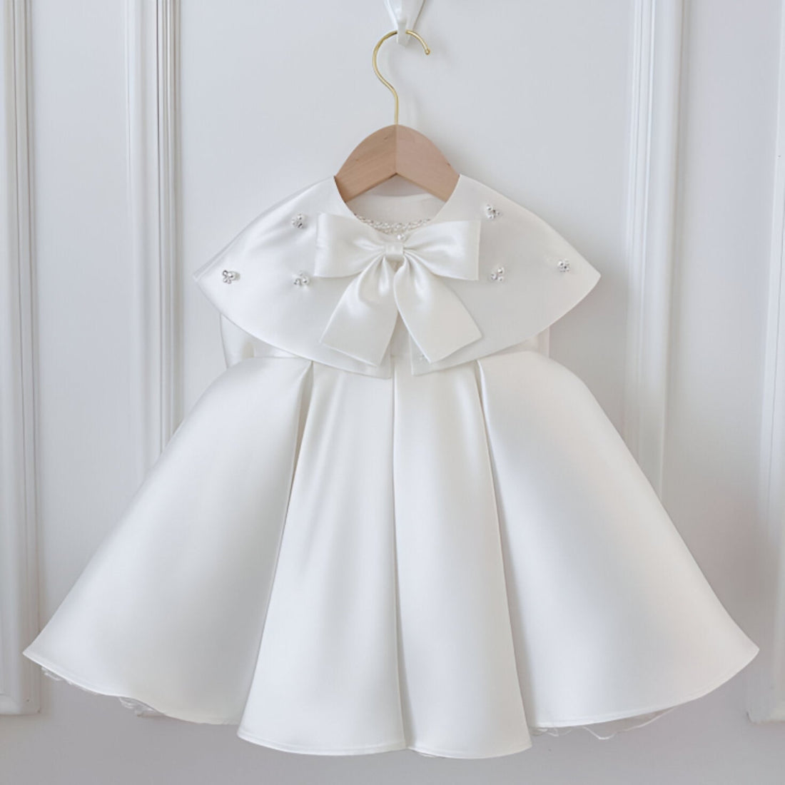Quinn Elegant White Ceremony Gown – Premium Mikado Taffeta with Detachable Cape Collar and Hand-Stitched Pearls