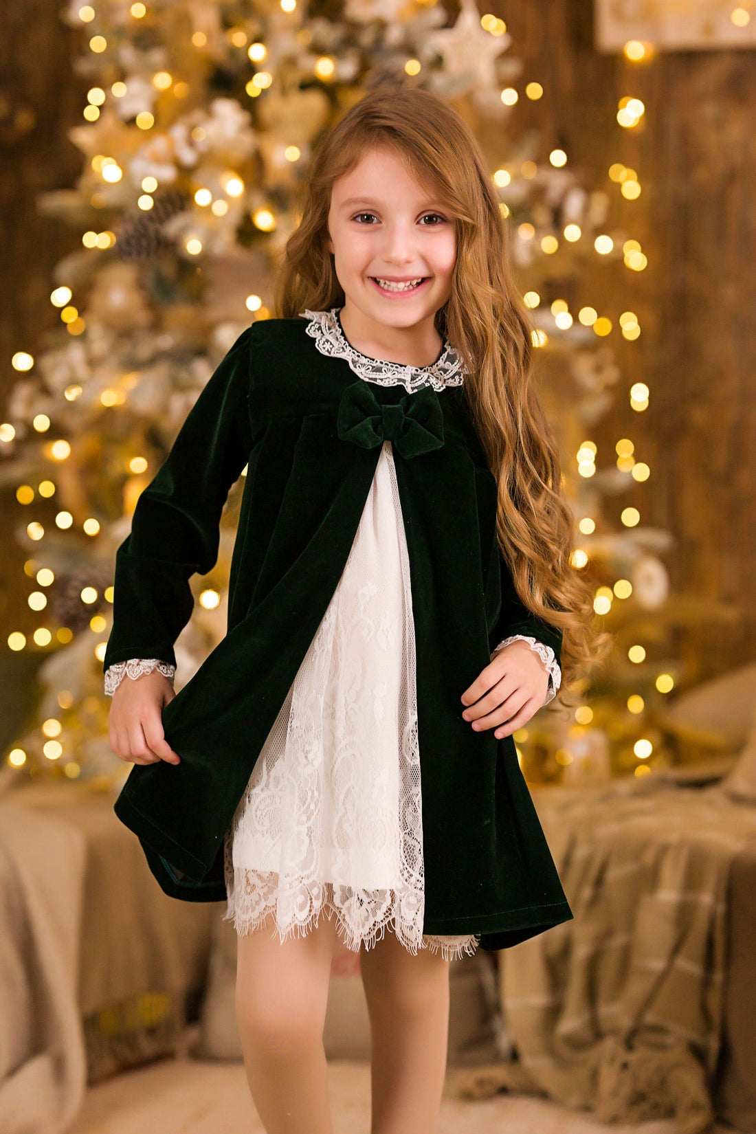Green Velvet and White Lace Dress for Girls